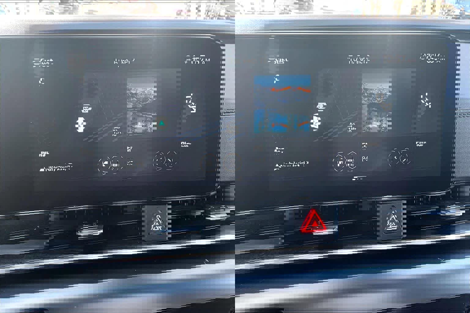 Used 2025 Kia Carnival image 28