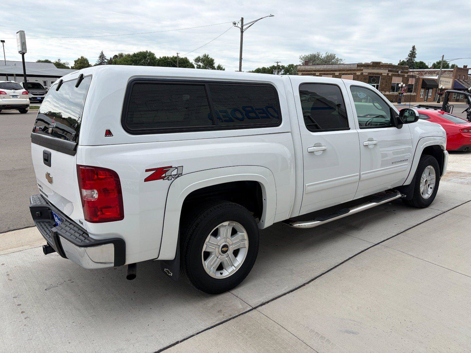 Used 2010 Chevrolet Silverado 1500 LTZ w/ Suspension Package, Off-Road AWD/4WD image 5