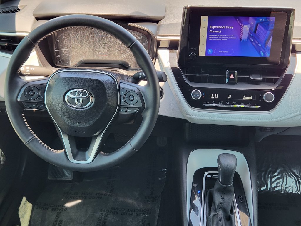 Used 2025 Toyota Corolla SE FWD image 28