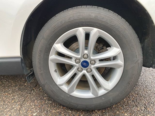 Used 2019 Ford Edge SEL w/ Equipment Group 201A image 31