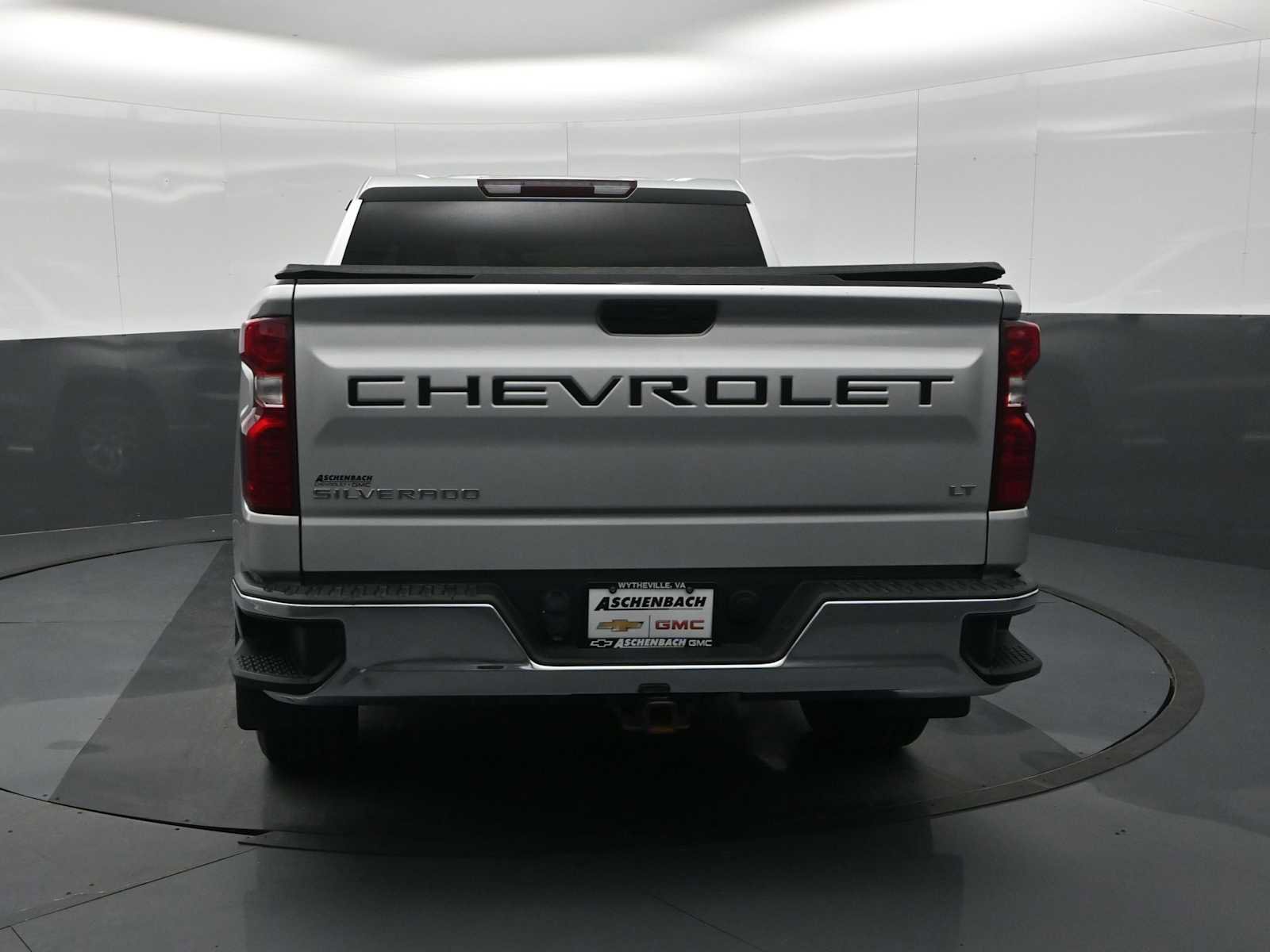 Used 2020 Chevrolet Silverado 1500 LT w/ All-Star Edition AWD/4WD image 8