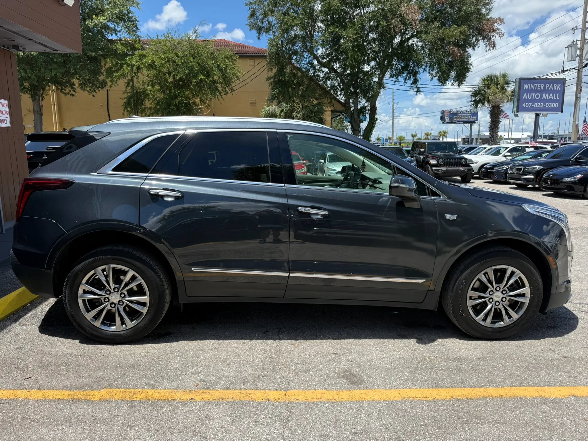 Used 2021 Cadillac XT5 Premium Luxury FWD image 5