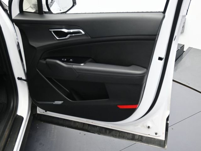 Used 2025 Kia Sportage SX image 30
