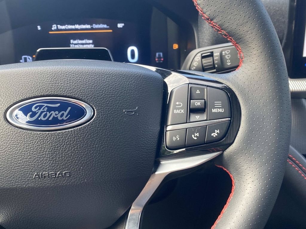 Used 2025 Ford Explorer ST-Line AWD/4WD image 33