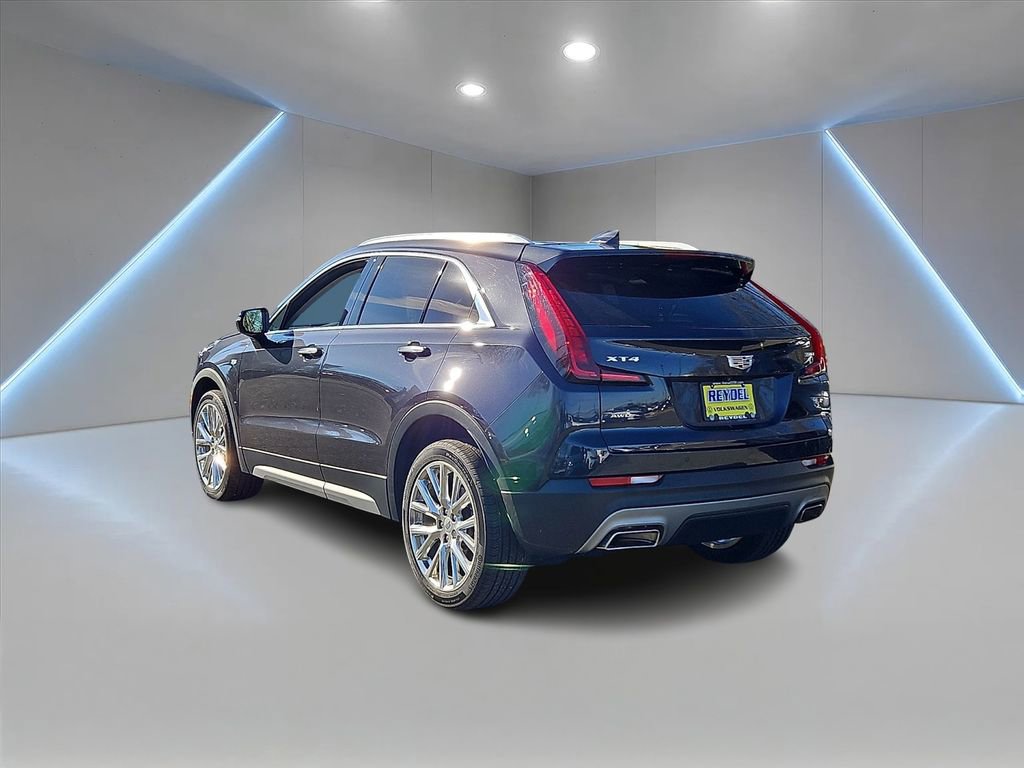 Used 2023 Cadillac XT4 Premium Luxury w/ Cold Weather Package image 5