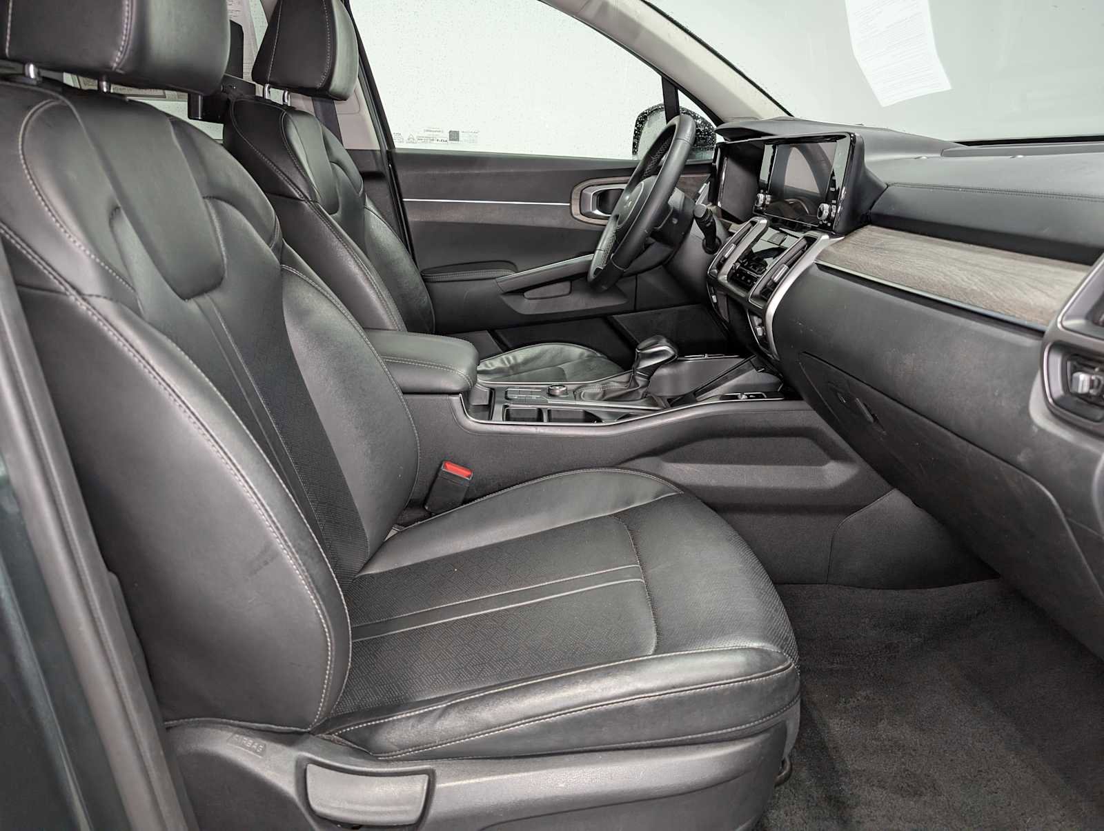 Certified 2022 Kia Sorento S image 42