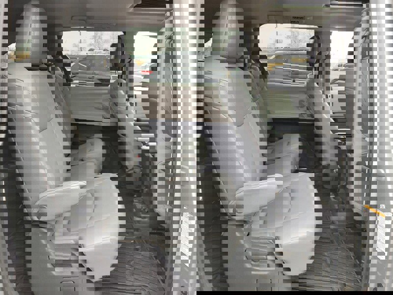 Used 2021 Toyota Sienna XLE image 15