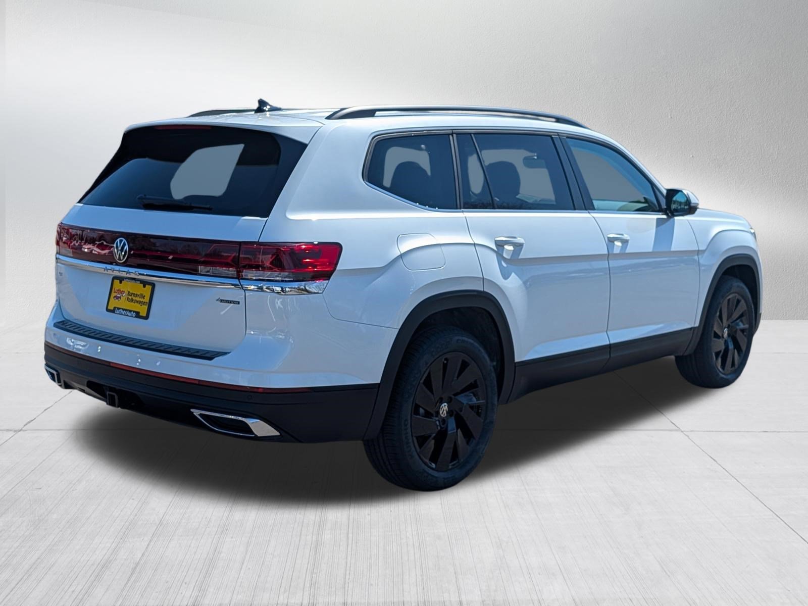 New 2026 Volkswagen Atlas SE image 4