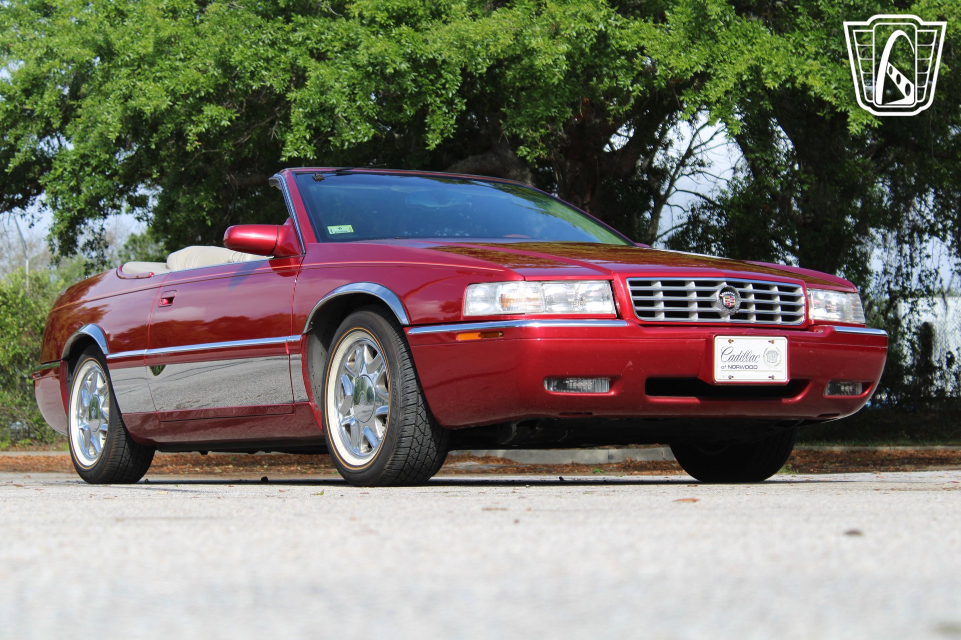 Used 2000 Cadillac Eldorado ESC w/ Comfort/Convenience Pkg image 11