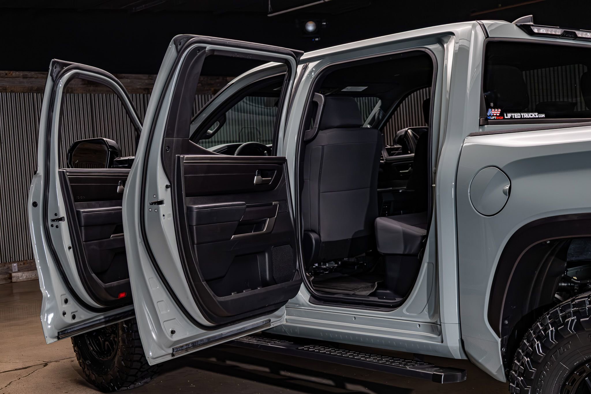 Used 2025 Toyota Tundra SR5 w/ SR5 Convenience Package image 27