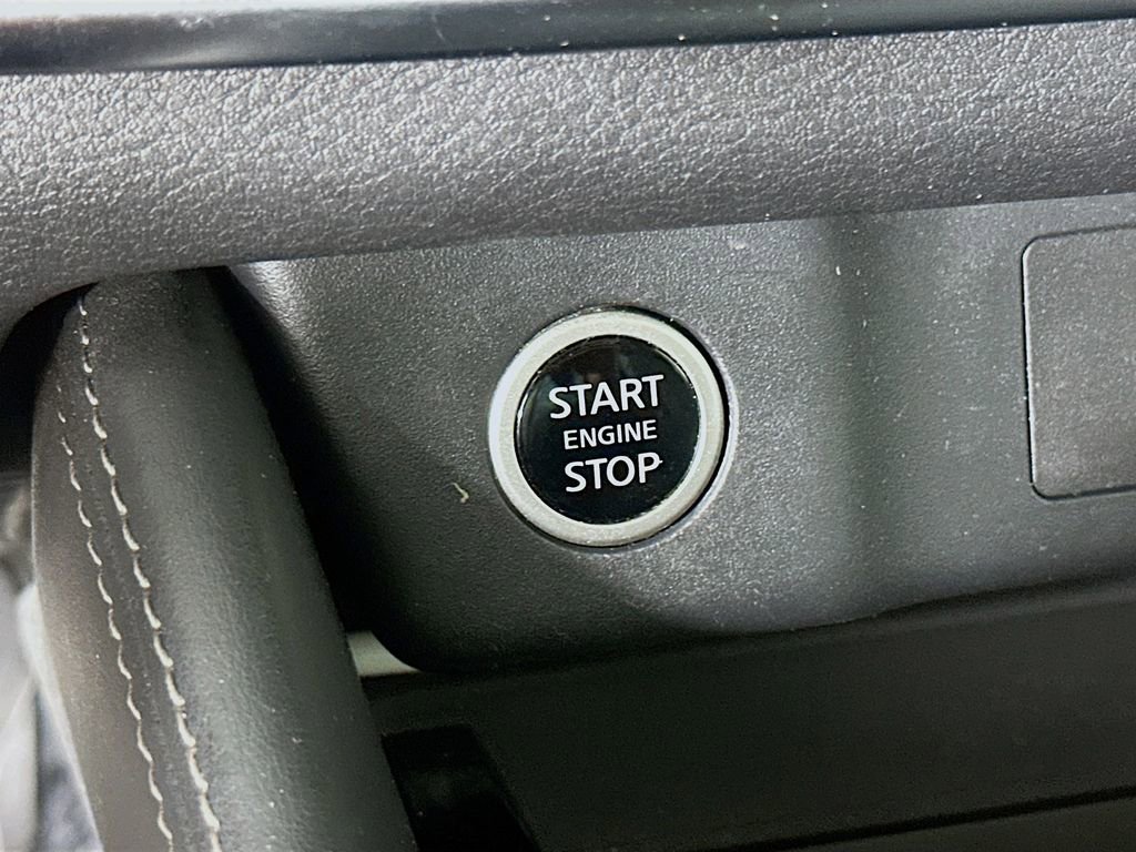 Certified 2023 Nissan Rogue SL w/ SL Premium Package AWD/4WD image 21