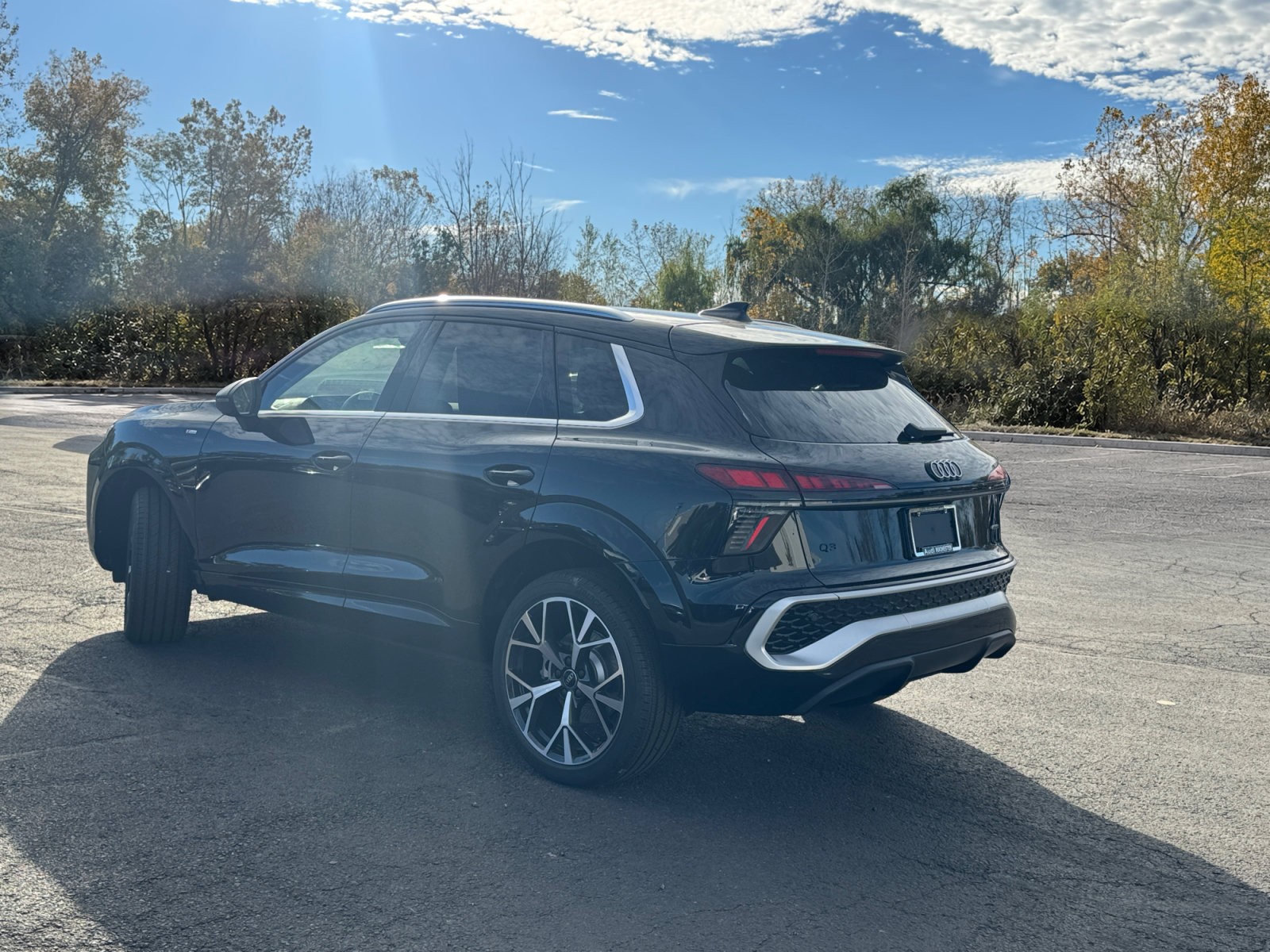 New 2026 Audi Q3 quattro 2.0T AWD/4WD image 3