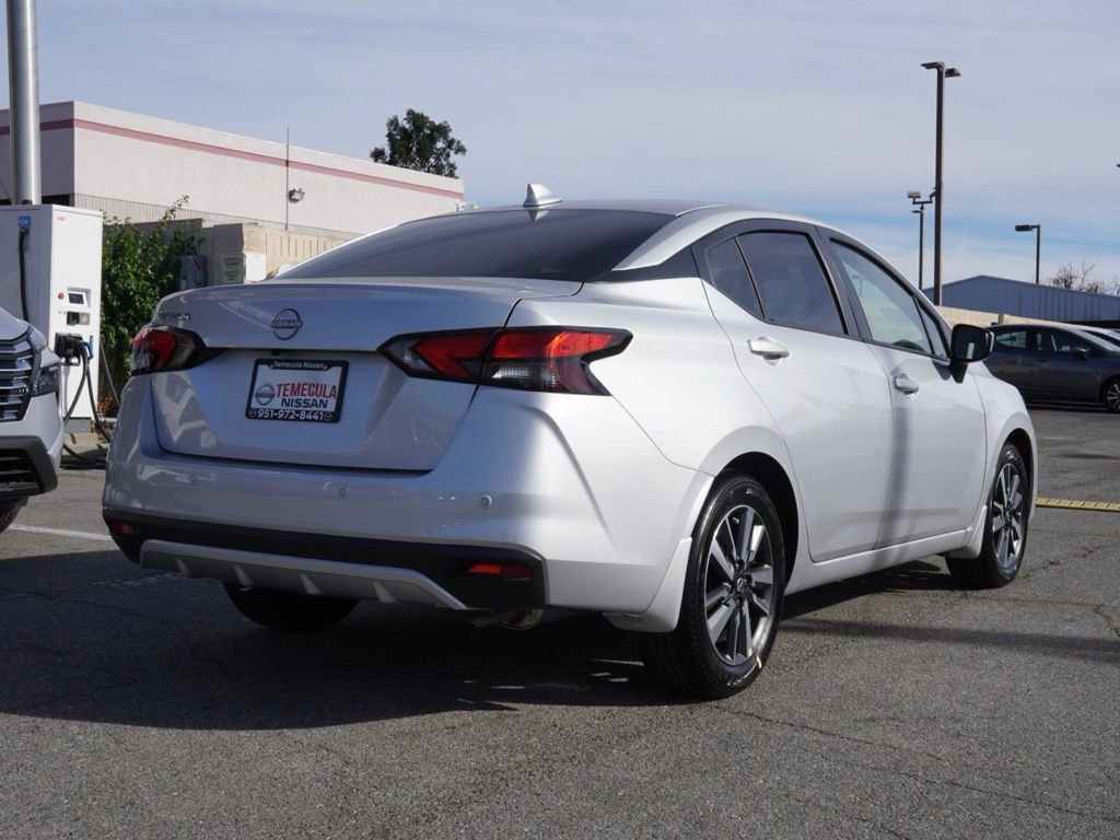 New 2025 Nissan Versa SV w/ Trunk Package image 4