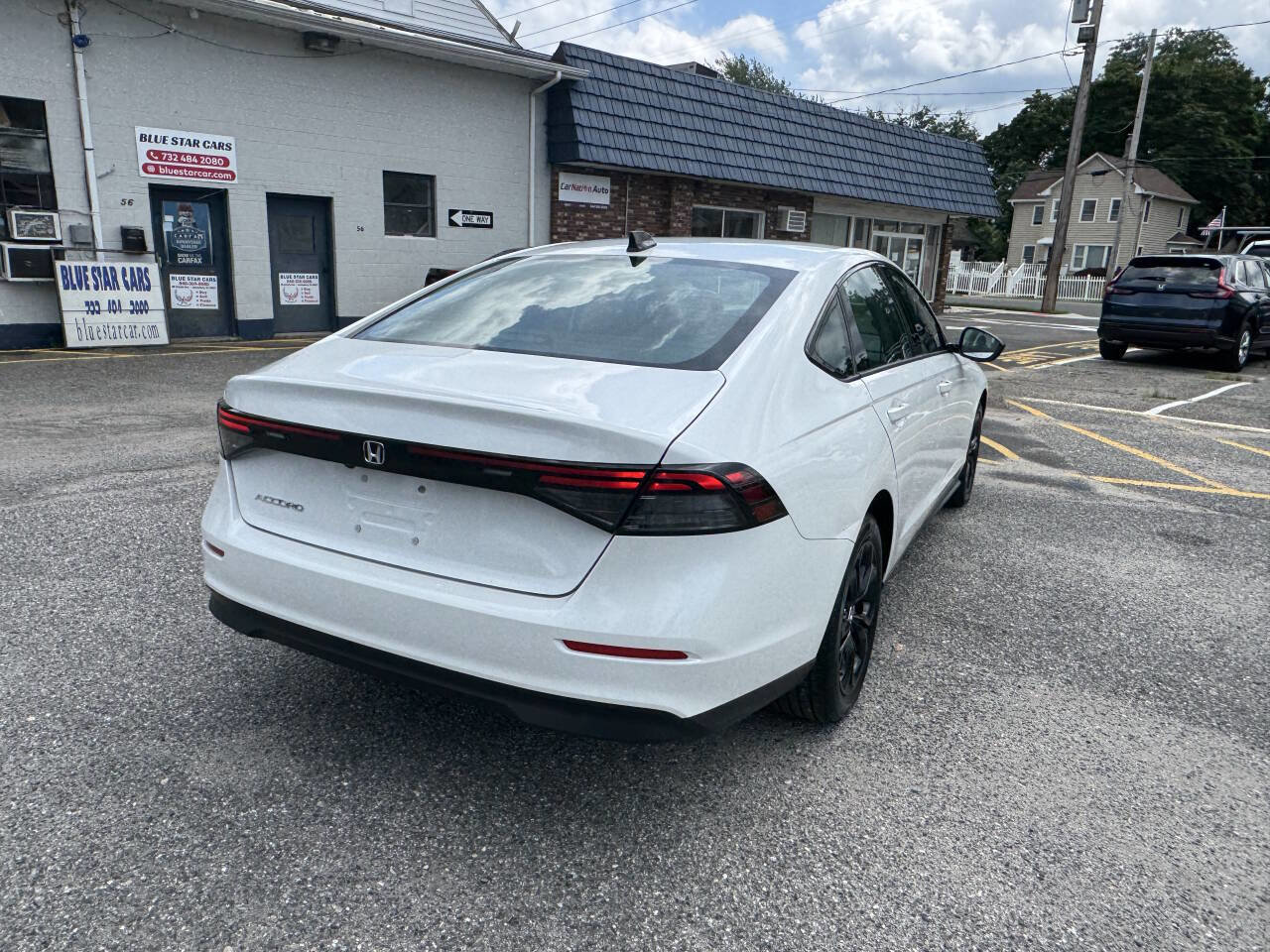 Used 2025 Honda Accord SE image 11