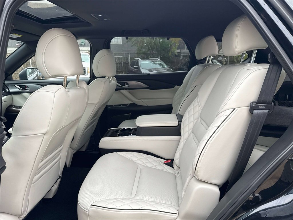 Used 2021 MAZDA CX-9 Signature image 24