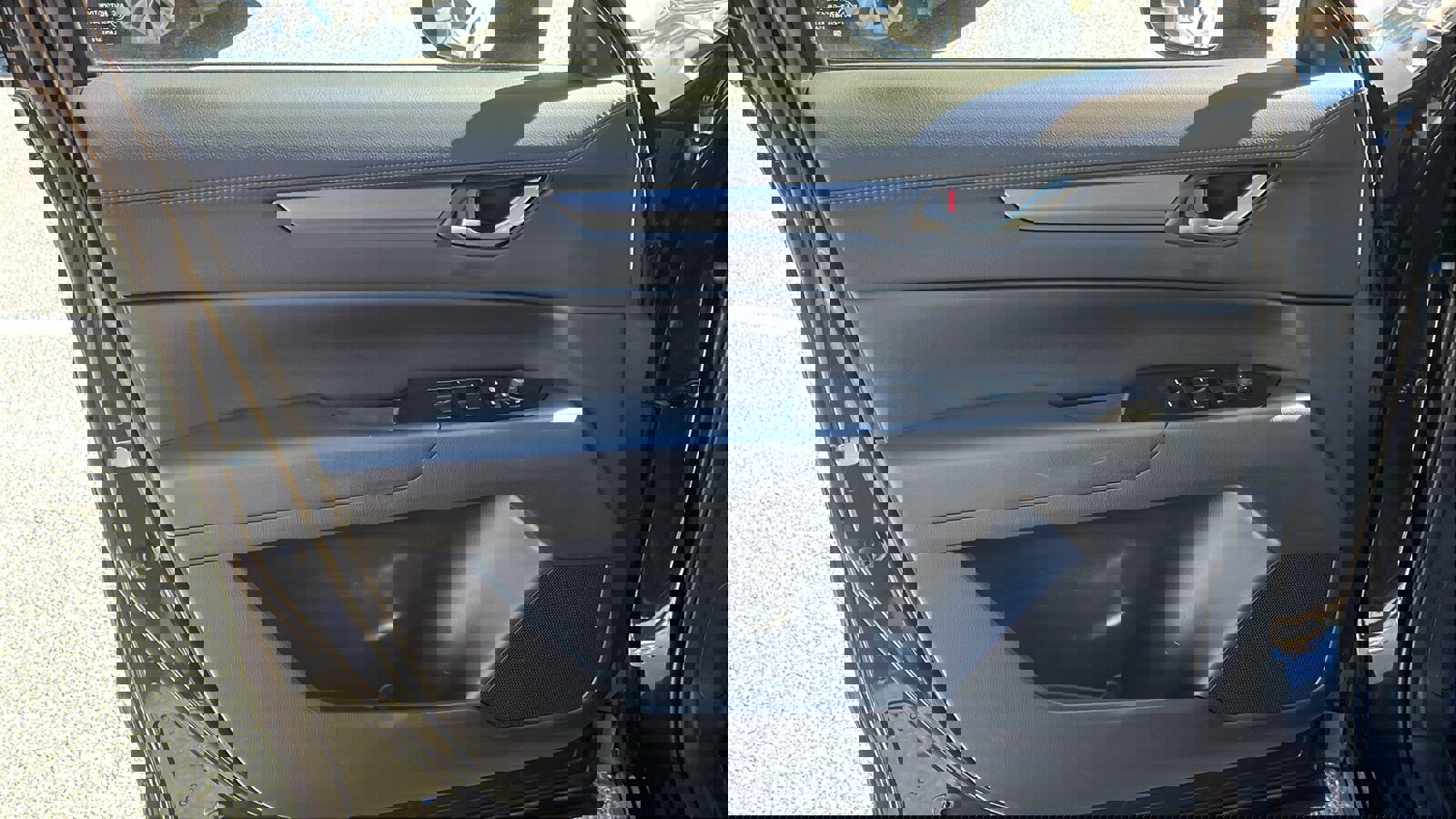 Used 2020 MAZDA CX-5 Touring image 9