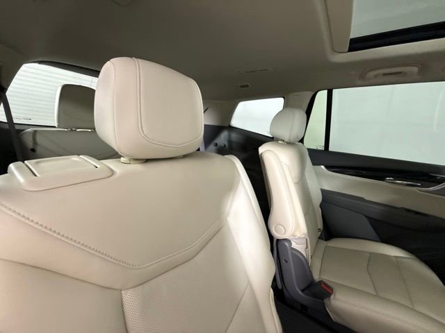 Certified 2024 Cadillac XT6 Premium Luxury w/ Technology Package FWD image 28