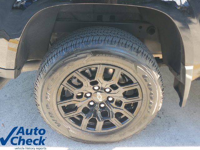 Used 2026 Chevrolet Colorado W/T RWD image 7