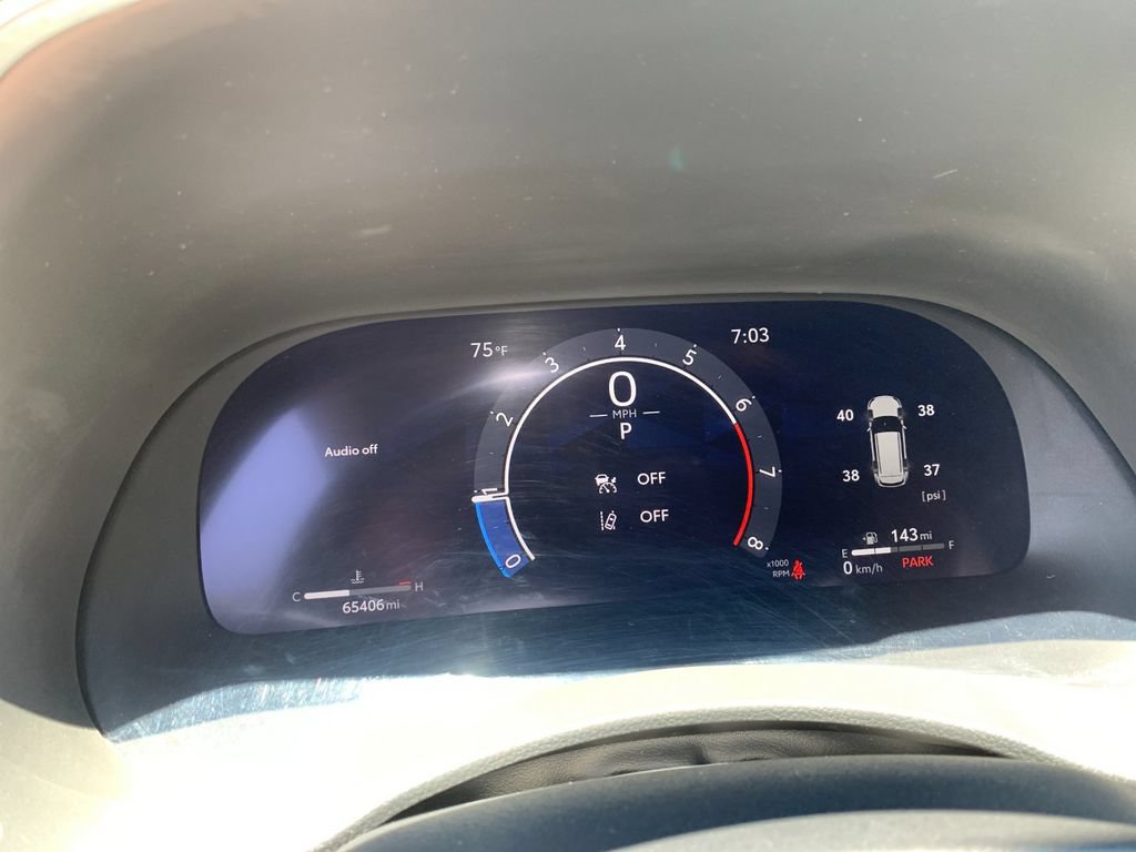Used 2023 Toyota Highlander Platinum FWD image 29