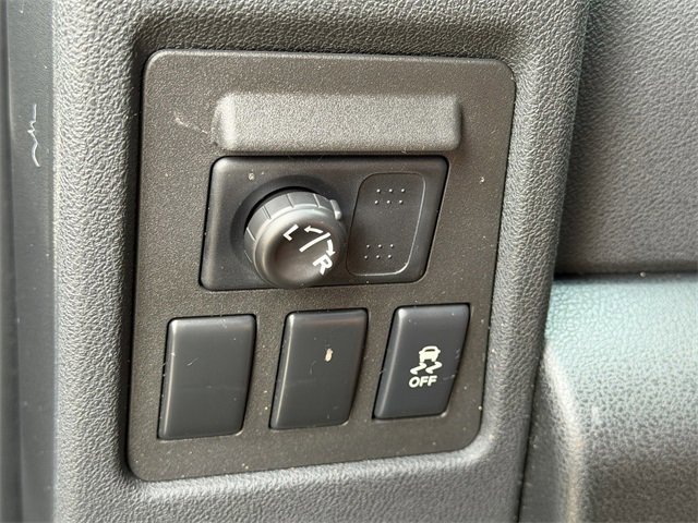 Used 2013 Nissan Rogue S image 16