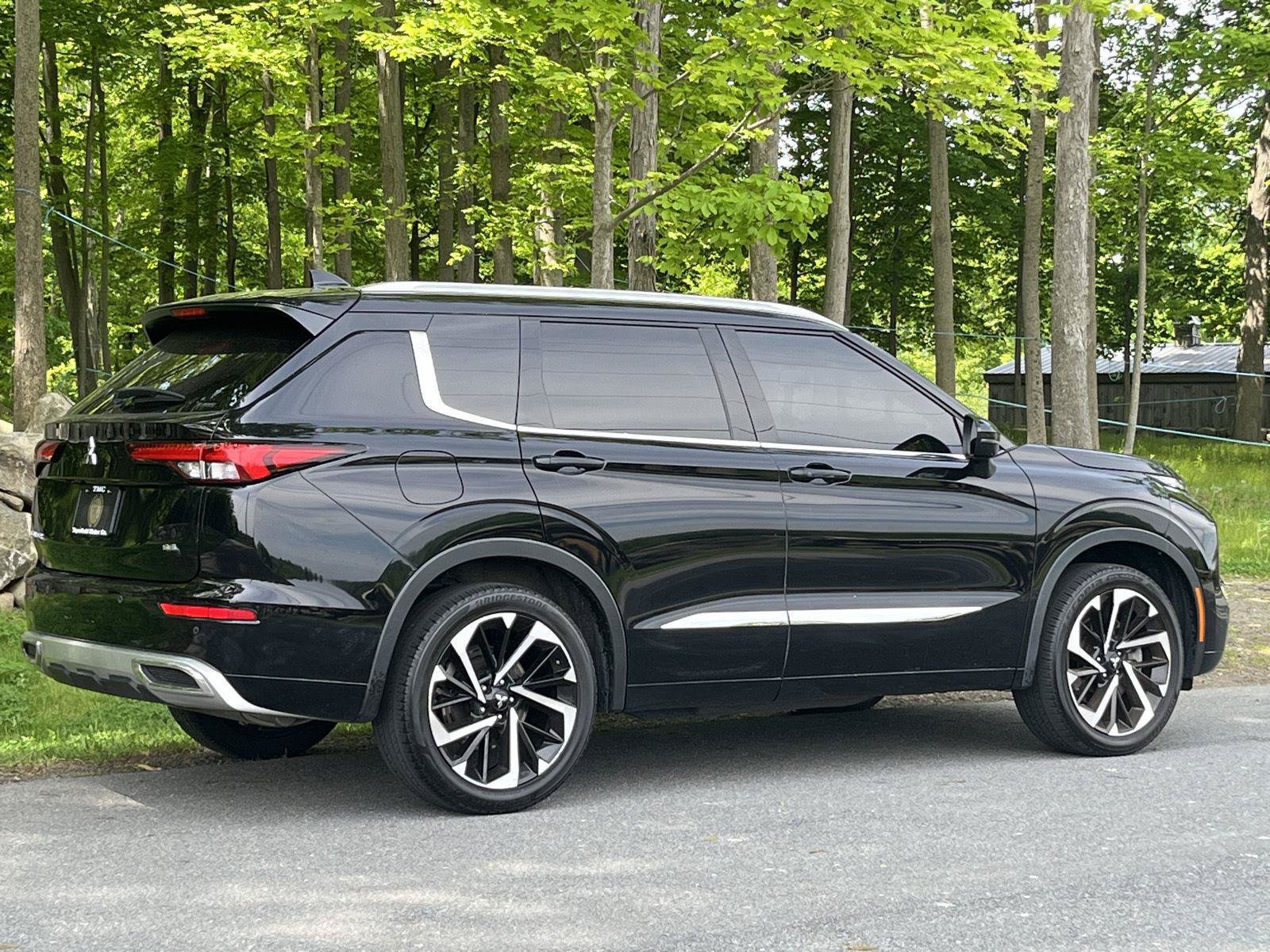 Used 2023 Mitsubishi Outlander SEL AWD/4WD image 28