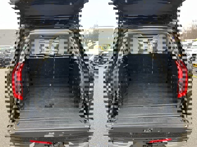 Certified 2025 Ford Expedition Max Platinum image 31