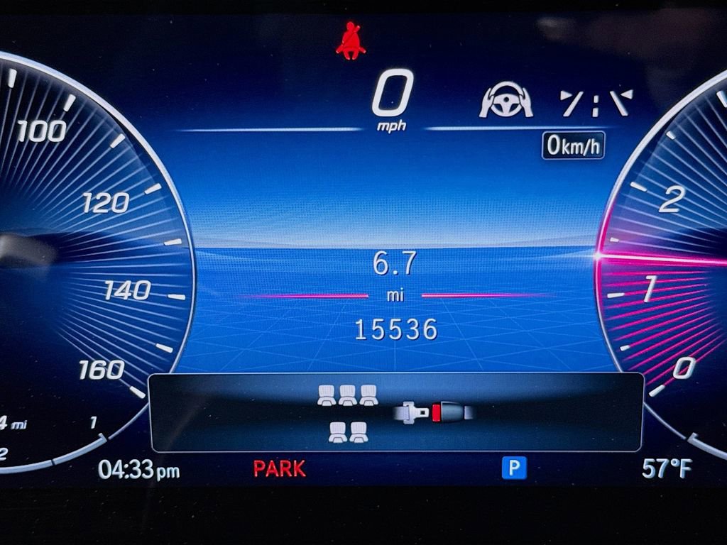 Used 2024 Mercedes-Benz GLS 450 4MATIC image 12