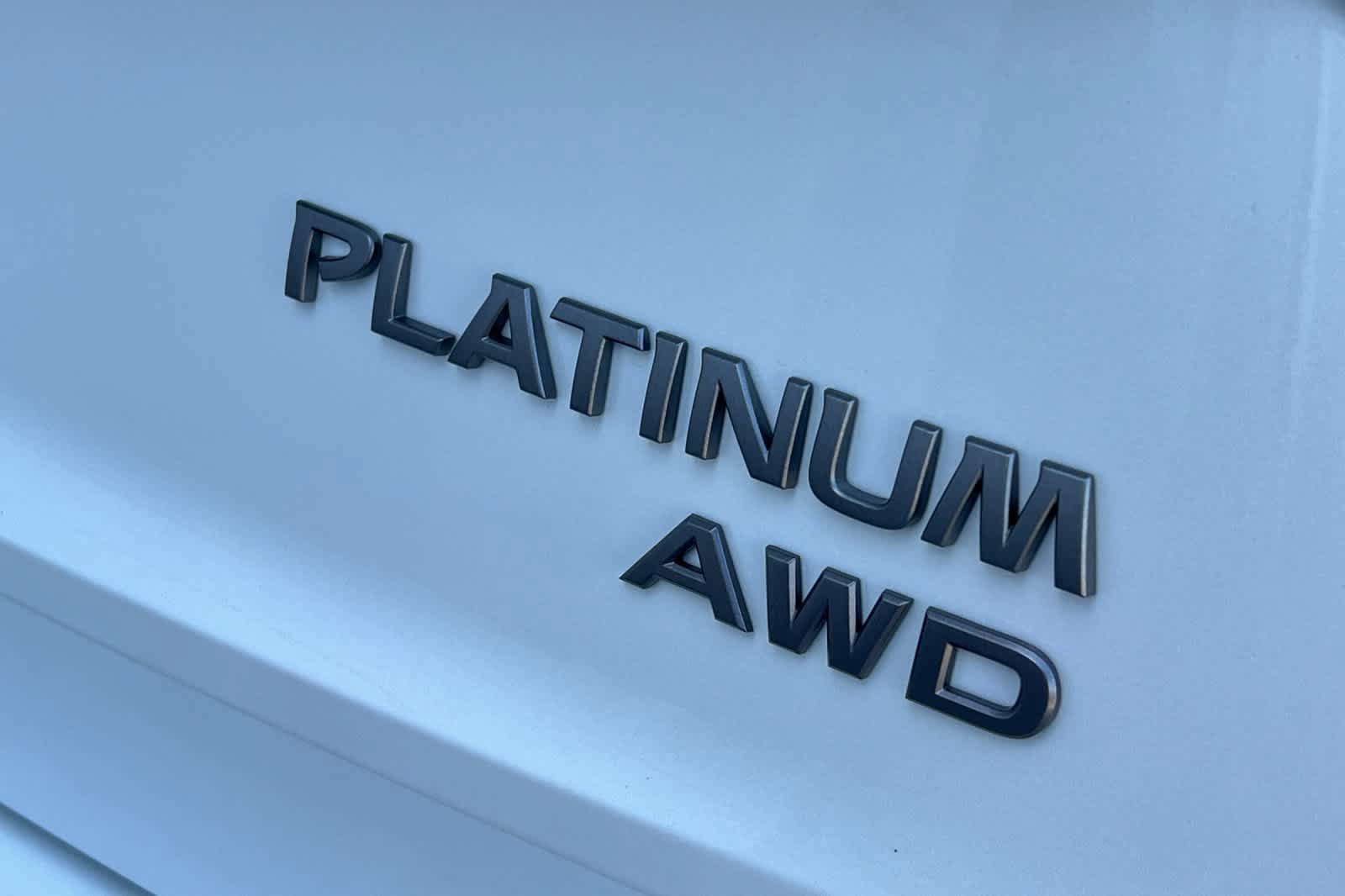 New 2026 Nissan Rogue Platinum AWD/4WD image 17