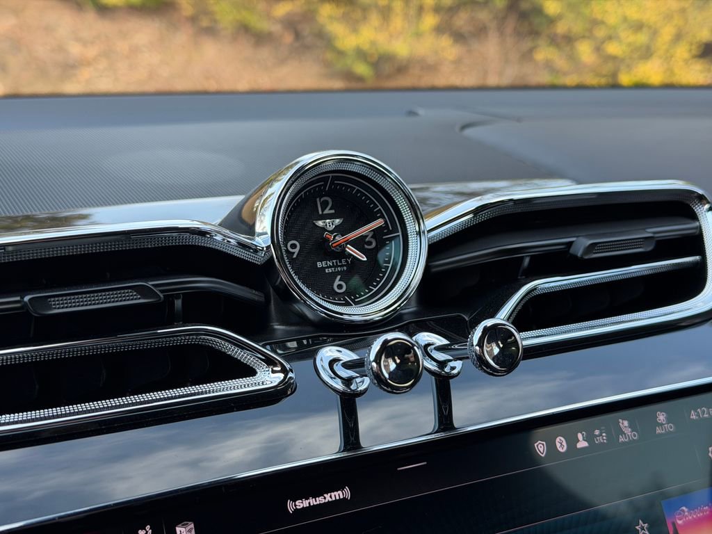 Used 2023 Bentley Bentayga Speed image 22
