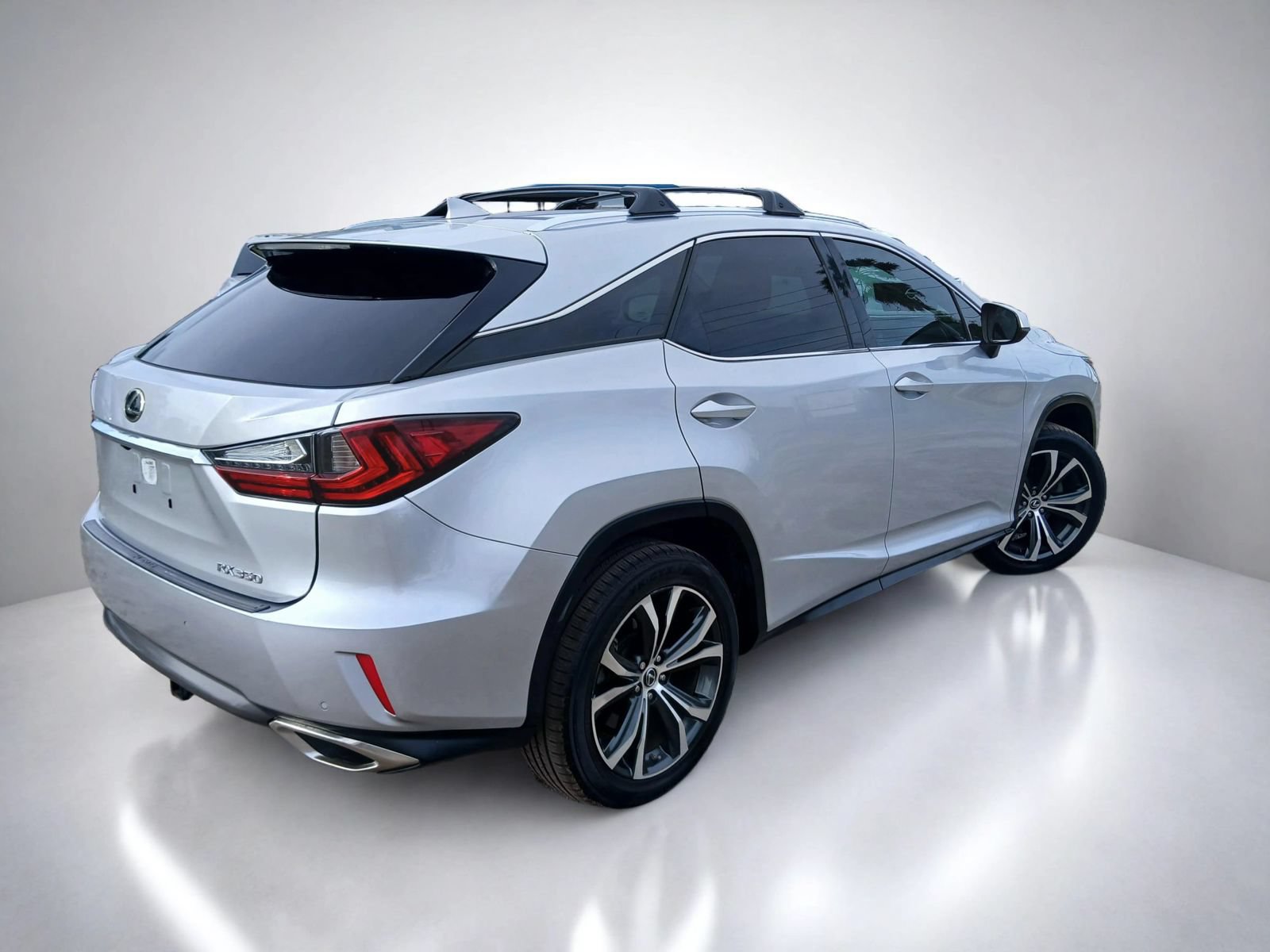 Used 2019 Lexus RX 350 FWD w/ Navigation Package image 4