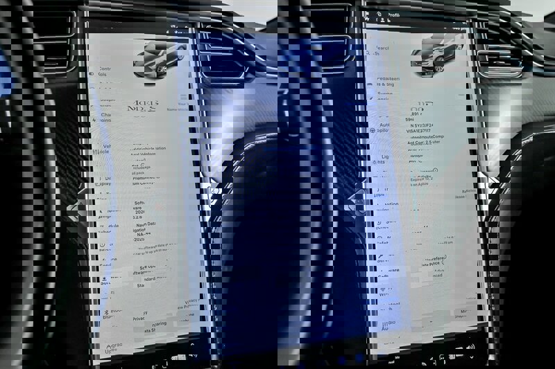 Used 2018 Tesla Model S 100D image 34