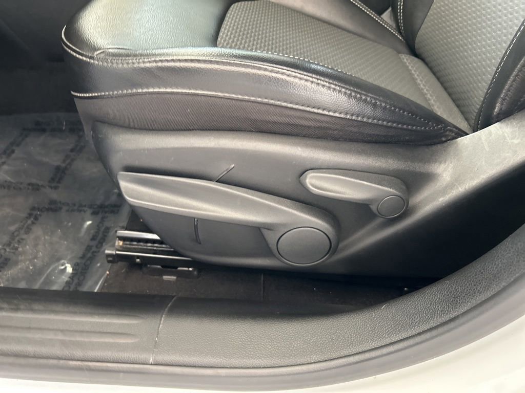 Used 2023 Jeep Compass Altitude image 40