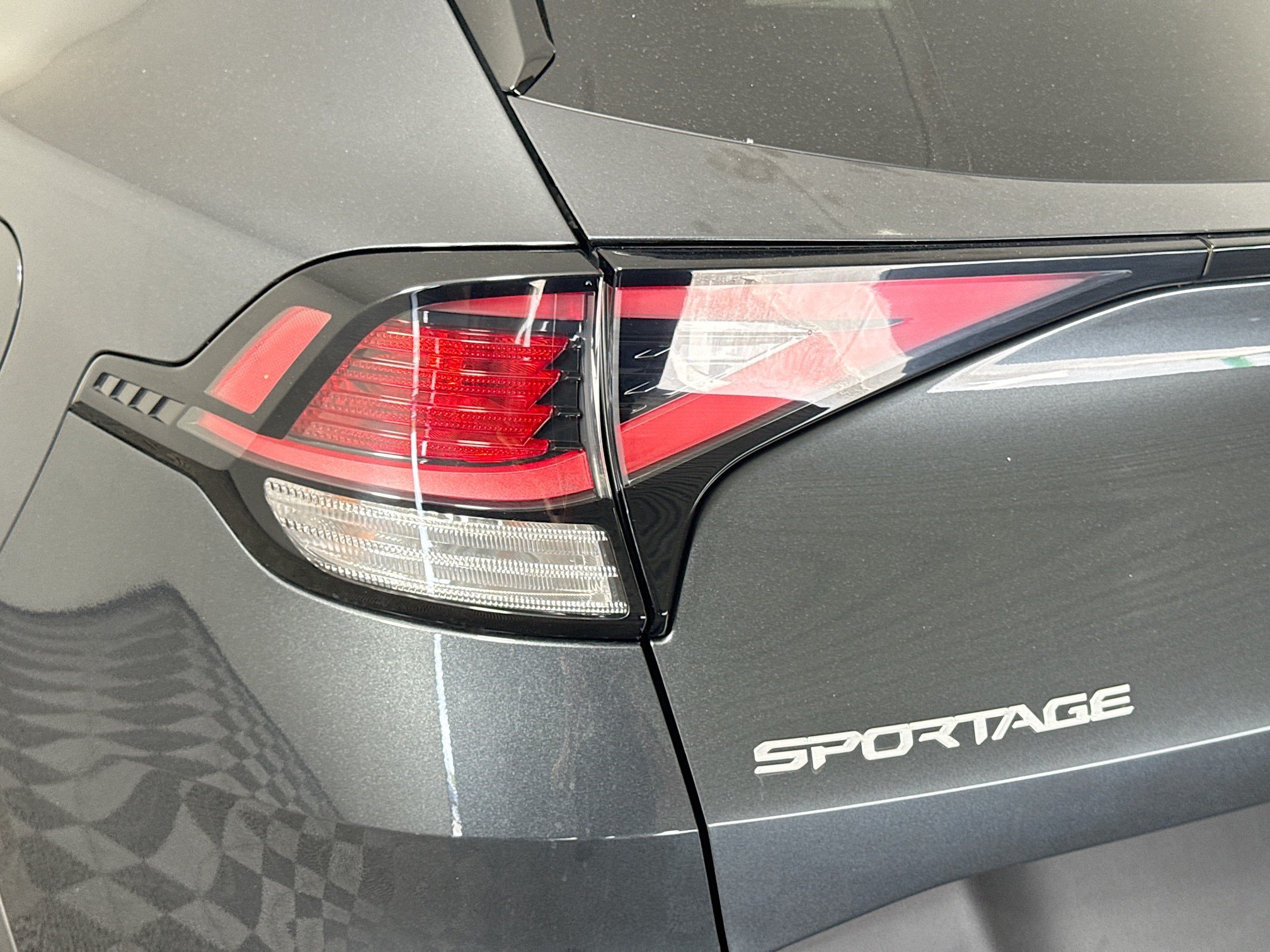Used 2023 Kia Sportage EX FWD image 36