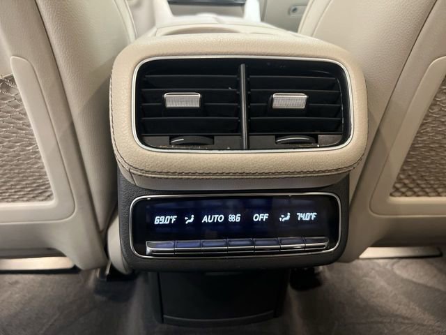 Used 2020 Mercedes-Benz GLS 450 4MATIC image 21