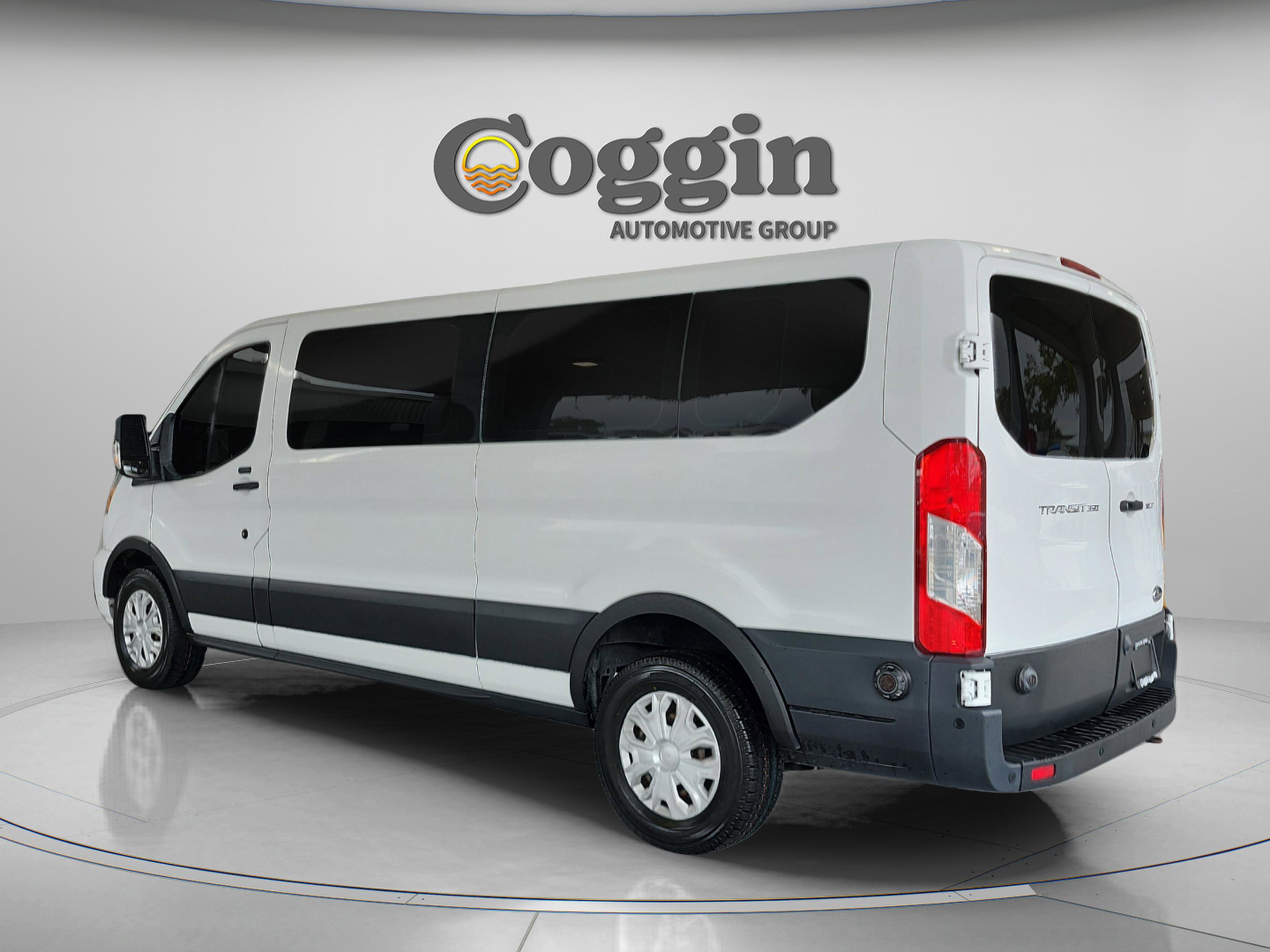 Used 2020 Ford Transit 350 XLT RWD image 4