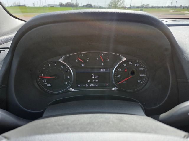 Used 2022 GMC Terrain SLT w/ Tech Package AWD/4WD image 23