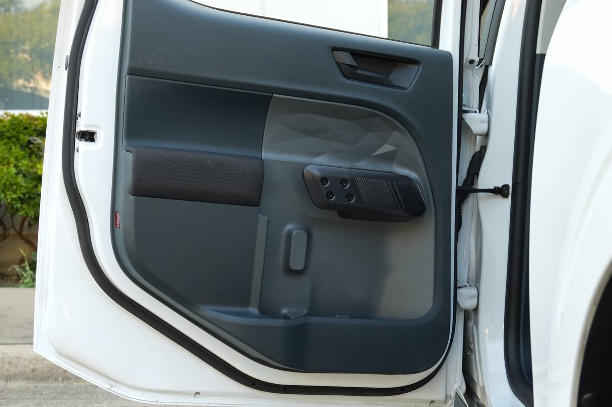 Used 2023 Ford Maverick XL FWD image 38