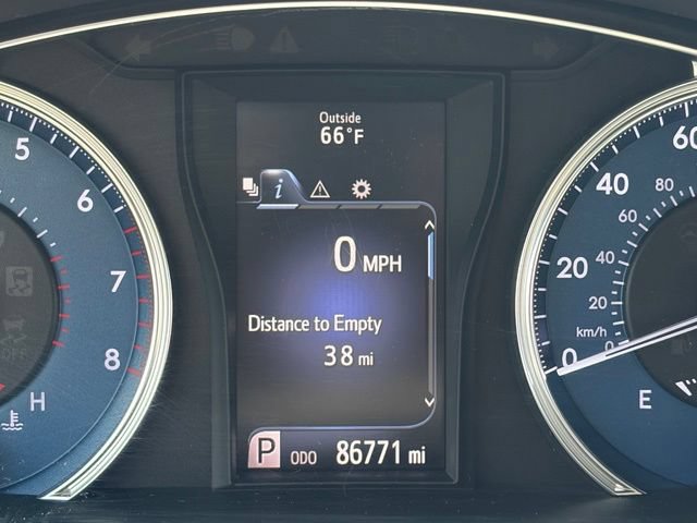 Used 2016 Toyota Camry LE FWD image 19