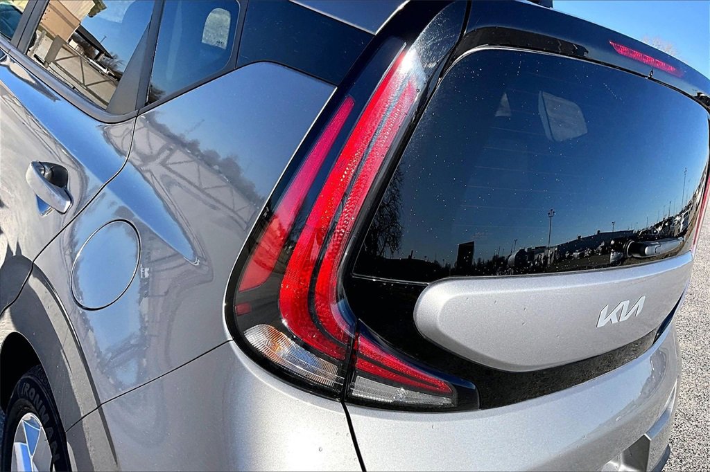 Used 2023 Kia Soul LX w/ Option Group 015 image 23