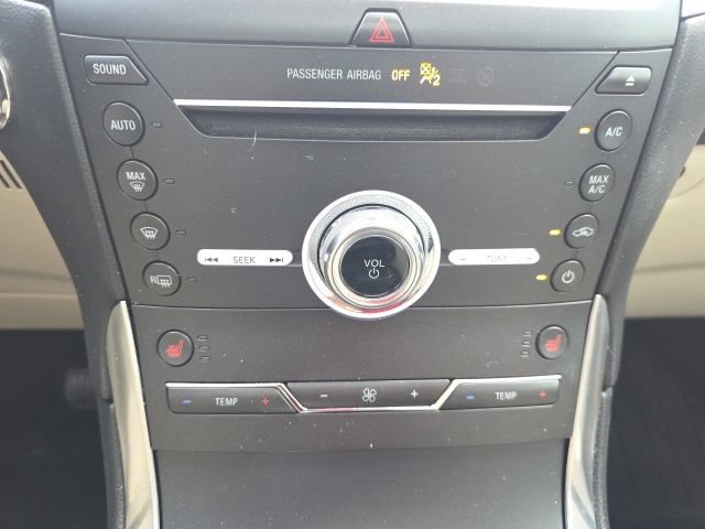 Used 2019 Ford Edge Titanium FWD image 17