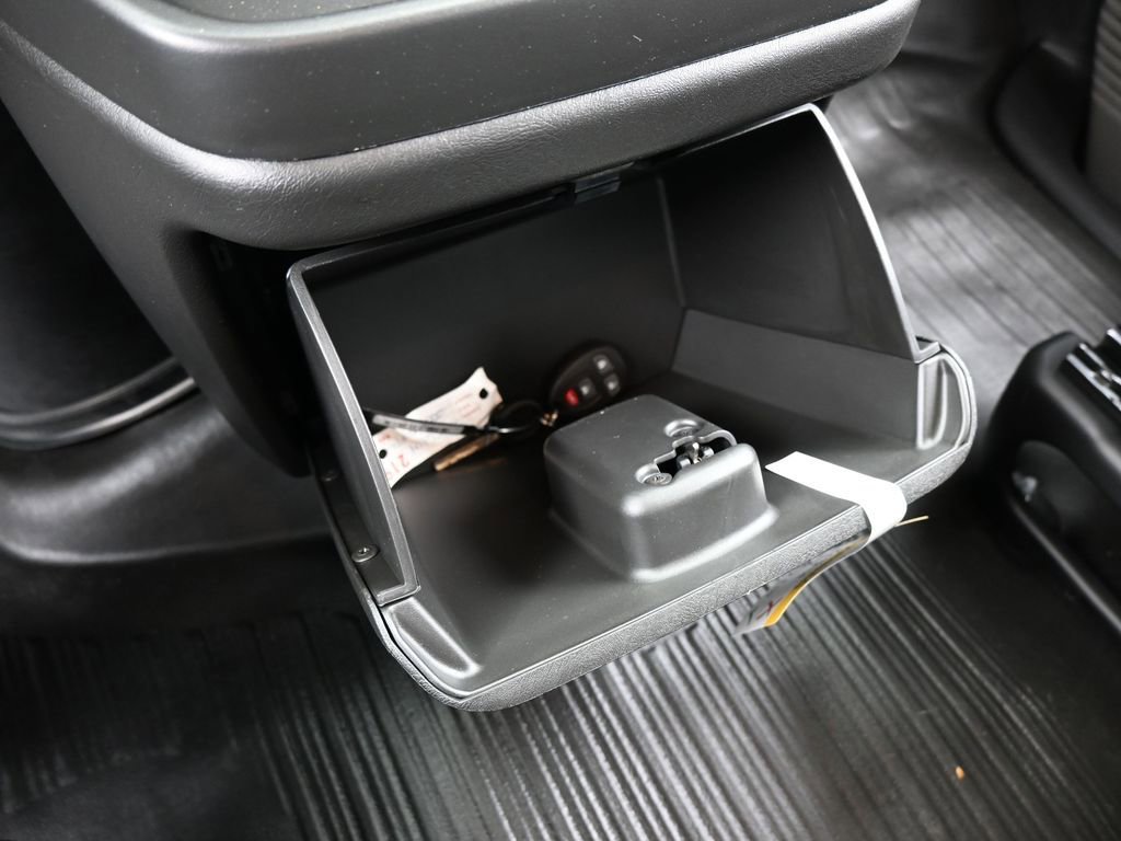 New 2025 Chevrolet Express 2500 w/ Driver Convenience Package image 26