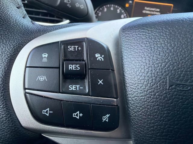 Used 2024 Ford Explorer XLT w/ Equipment Group 202A image 30