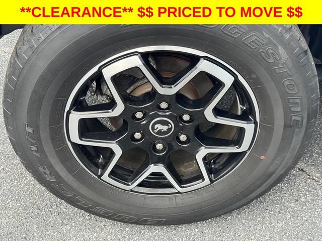 Used 2024 Ford Bronco Outer Banks AWD/4WD image 32