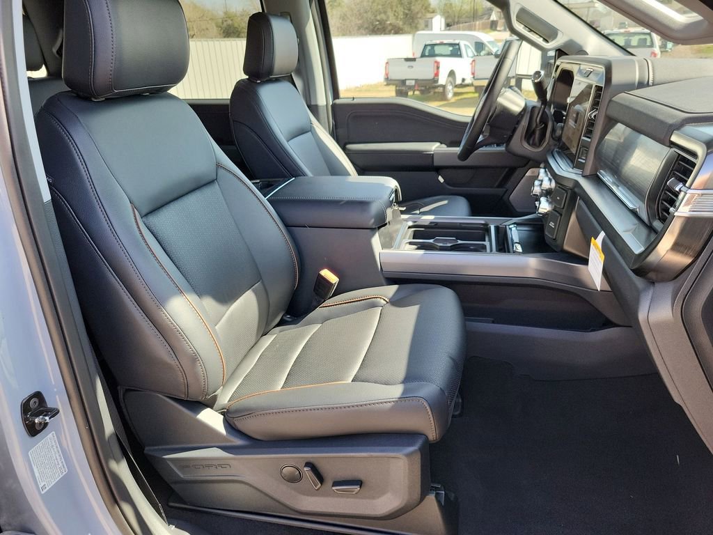 New 2026 Ford F250 Lariat w/ Lariat Premium Package AWD/4WD image 25