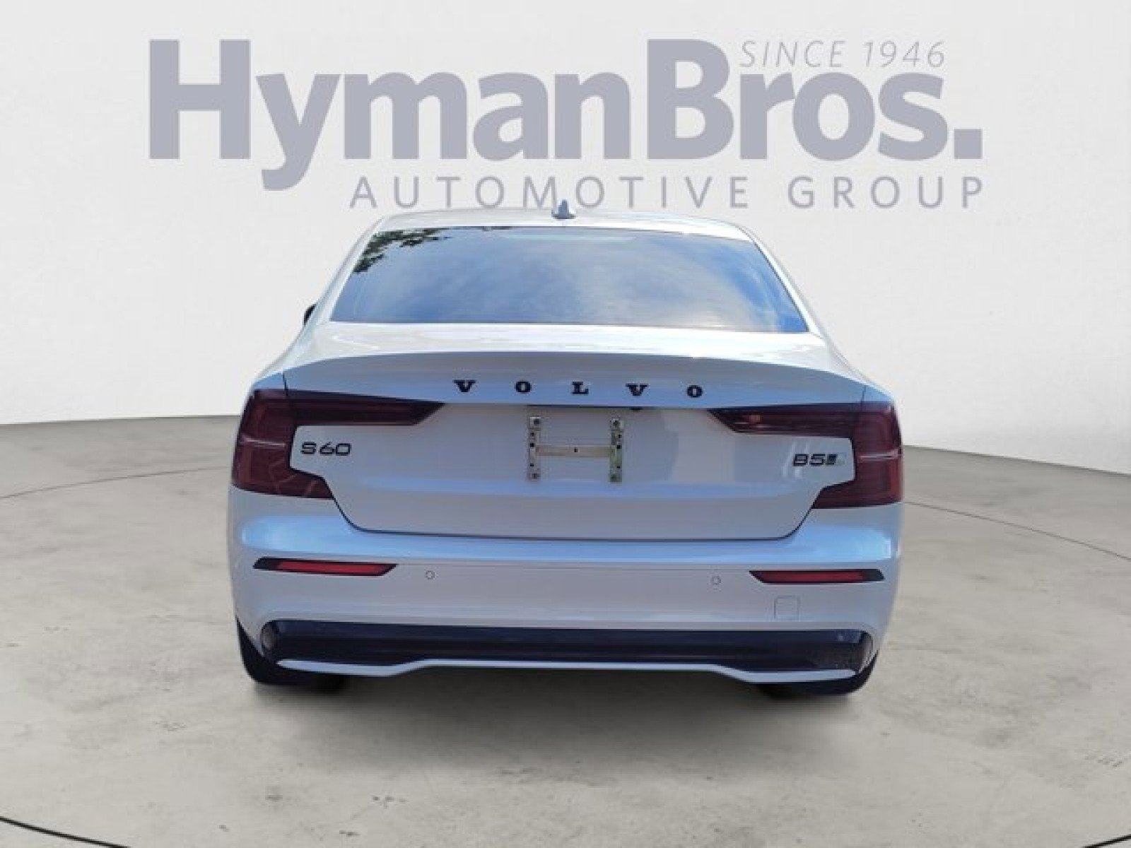 Used 2024 Volvo S60 B5 Plus image 4