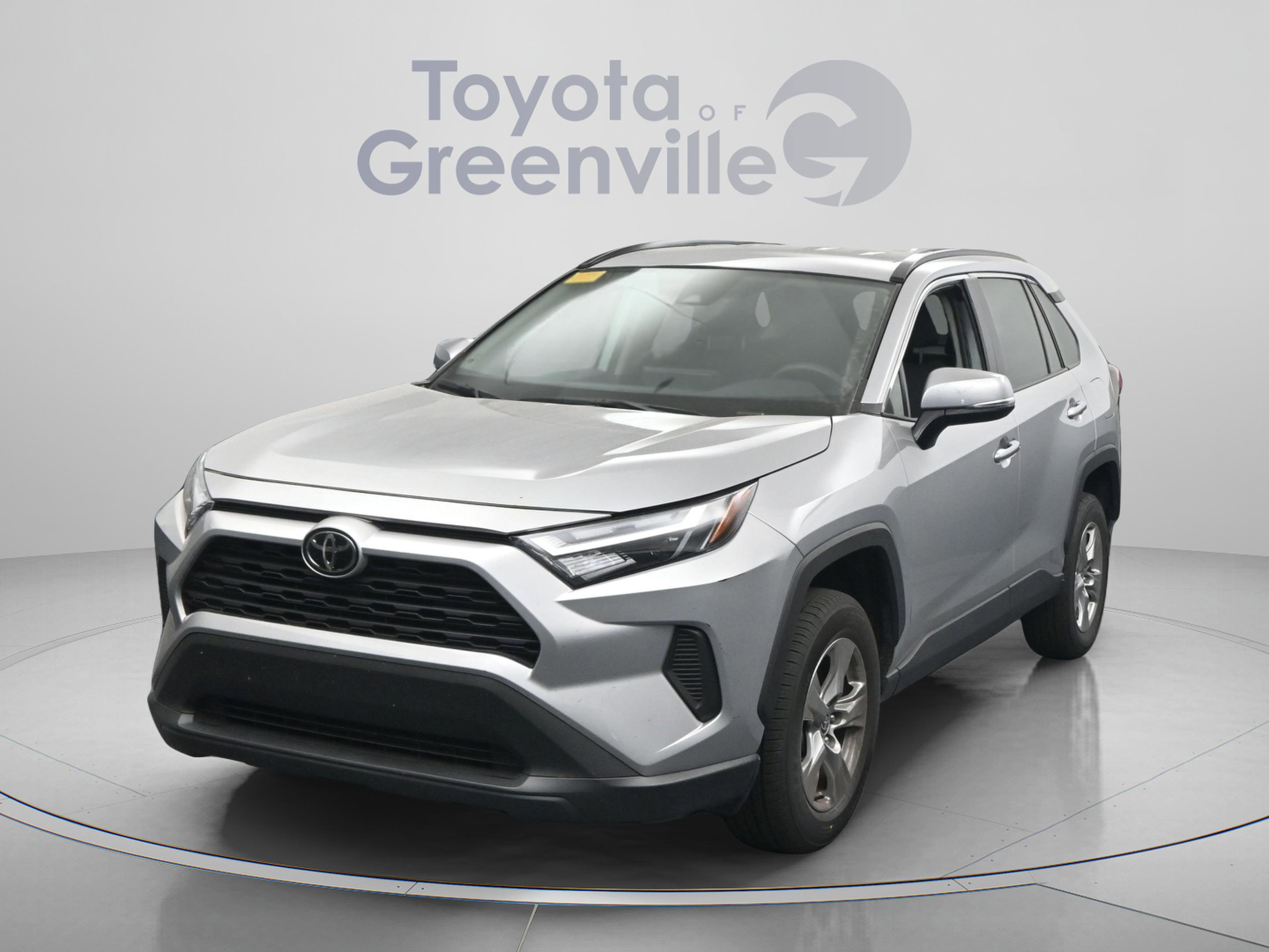 Used 2024 Toyota RAV4 XLE AWD/4WD image 23