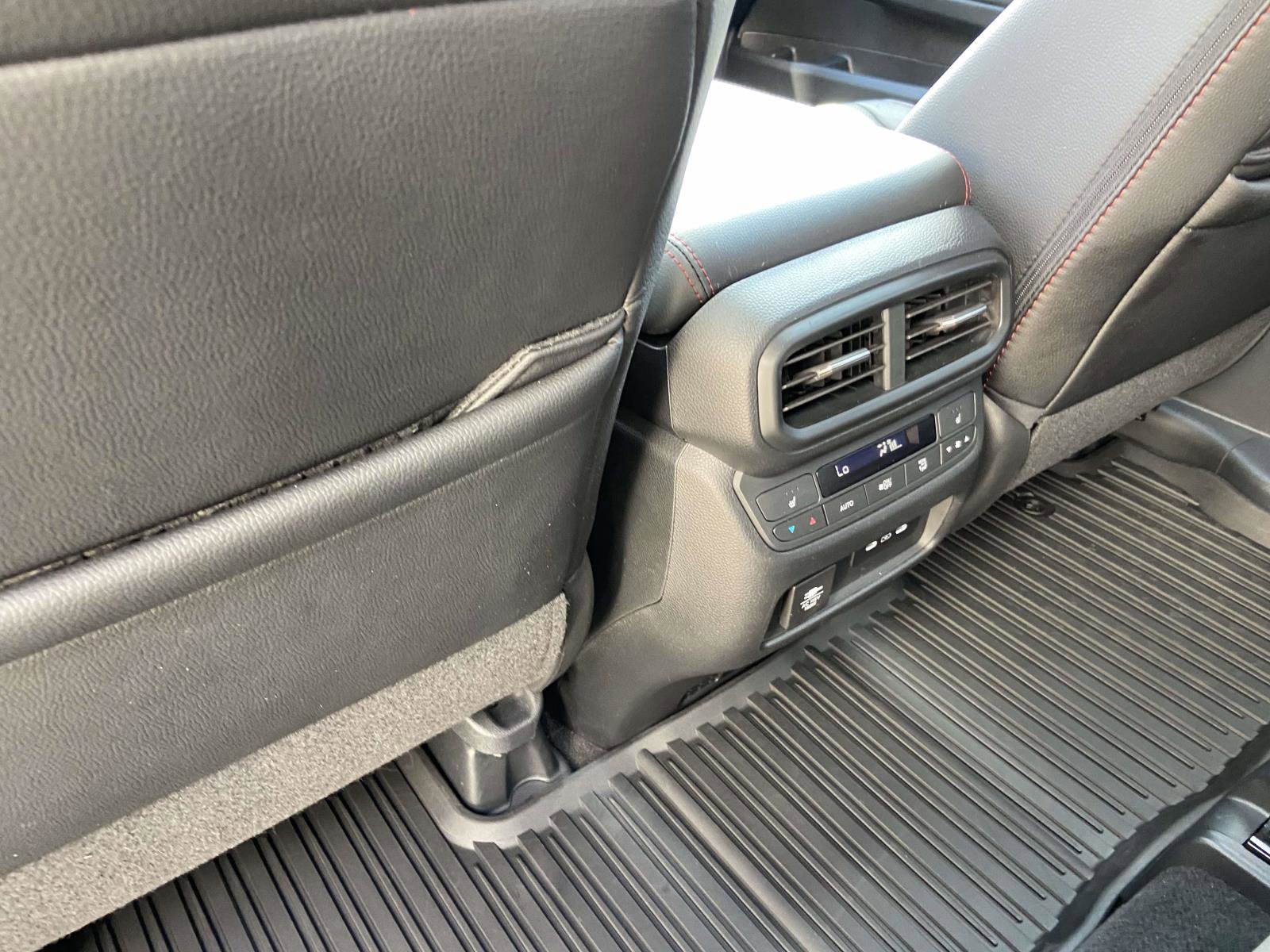 Certified 2024 Honda Passport Black Edition image 10