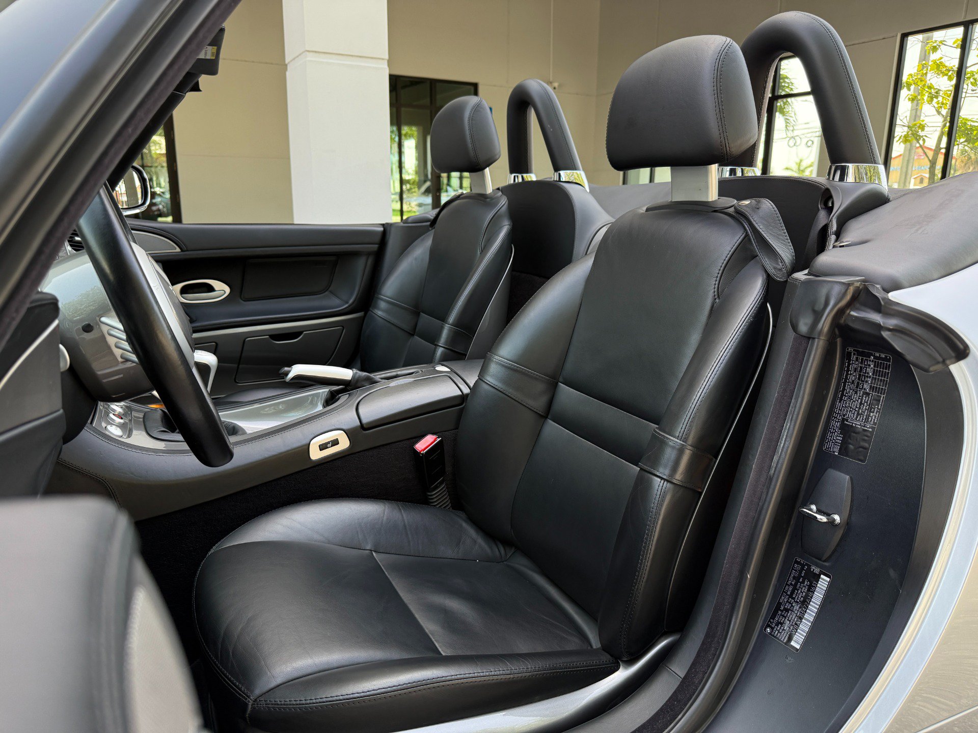 Used 2002 BMW Z8 RWD image 40