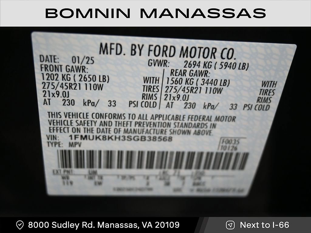 Used 2025 Ford Explorer ST-Line w/ ST-Line Street Pack image 19