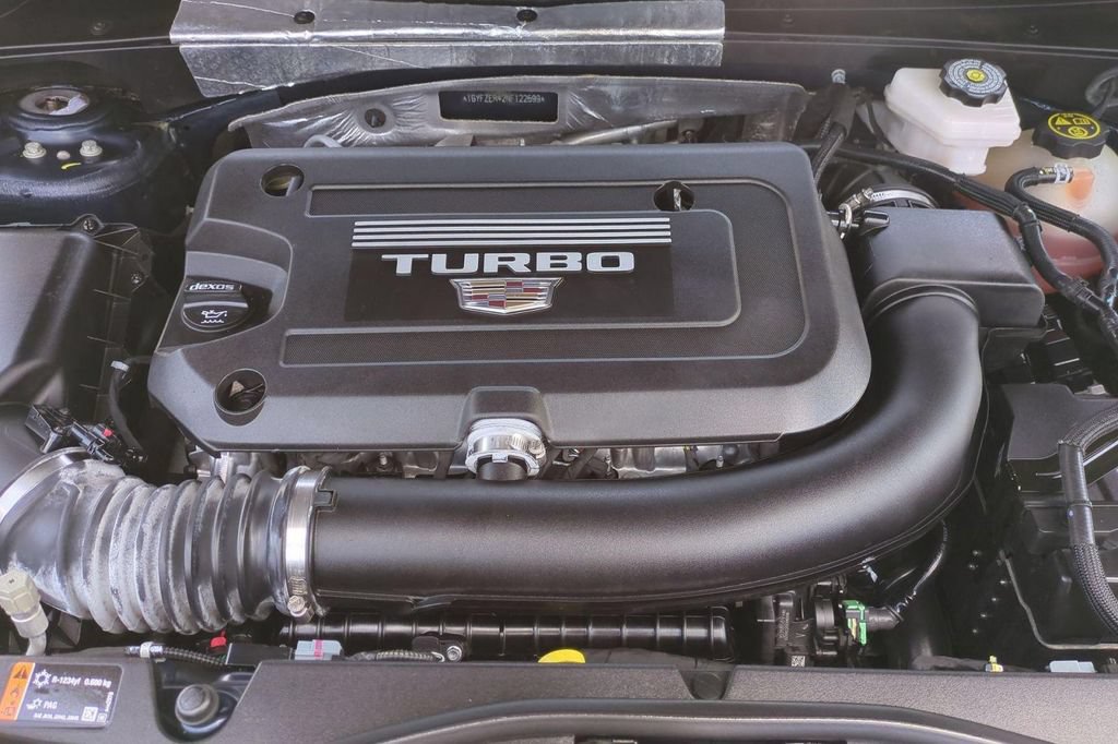 Certified 2022 Cadillac XT4 Sport FWD image 19